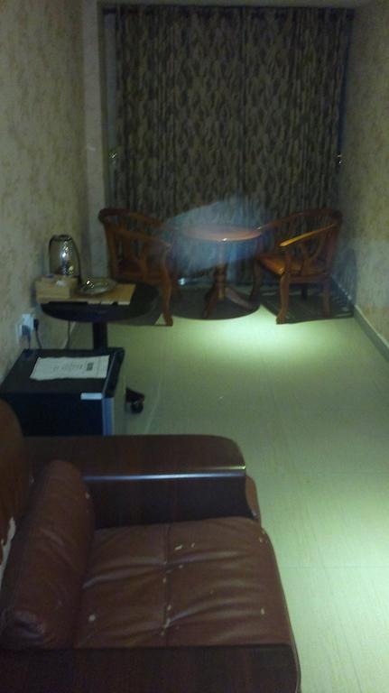 Hotel Sea Palace Kollam Exterior foto