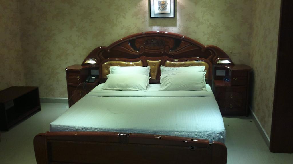 Hotel Sea Palace Kollam Habitación foto